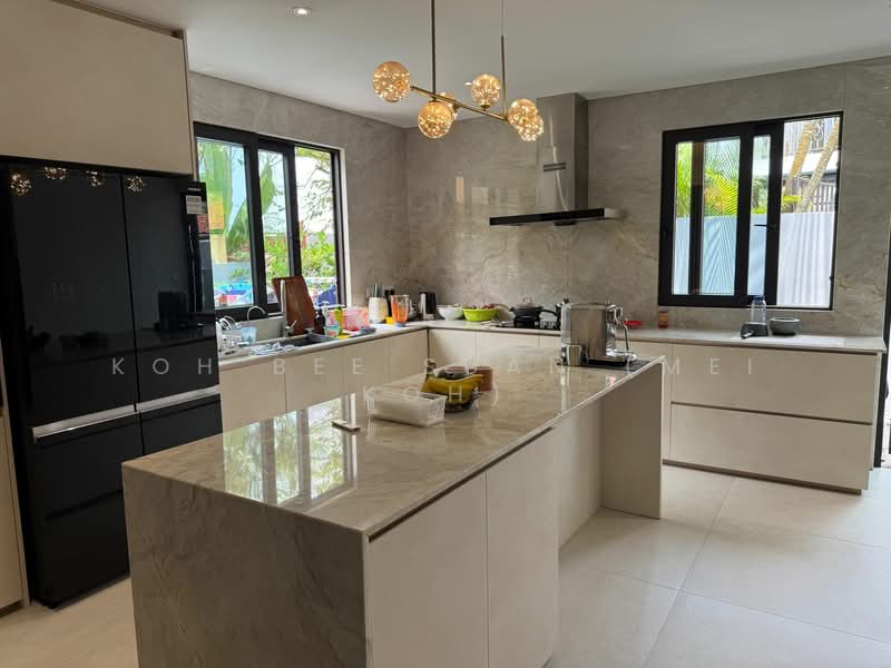 Holland garden, , 5 Bedrooms, 4,000 sqft, Semi-Detached House For Rent, by Koh Bee Suan (Mei Koh), 500088718 - Kitchen - PropertyGuru.com.sg