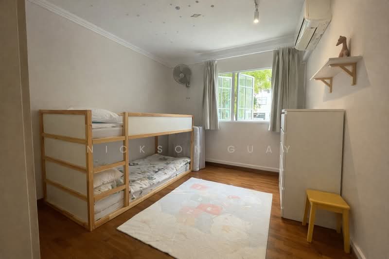 847 Woodlands Street 82 HDB Flat For Sale at S$ 1,200,000 | PropertyGuru Singapore - Bedroom