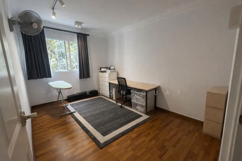847 Woodlands Street 82 HDB Flat For Sale at S$ 1,200,000 | PropertyGuru Singapore - Study