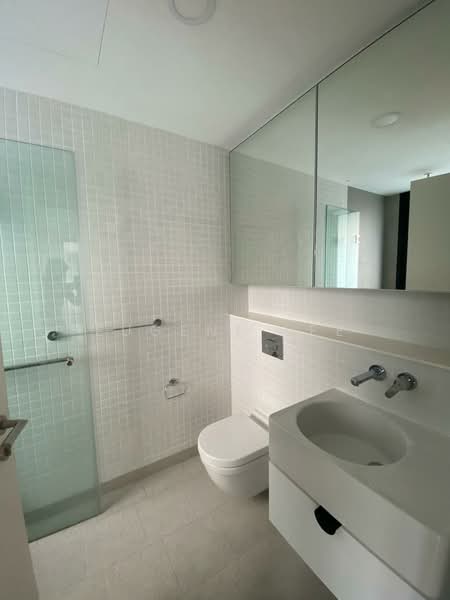 Jui Residences Condominium For Sale at S$ 1,390,000 | PropertyGuru Singapore - Bathroom