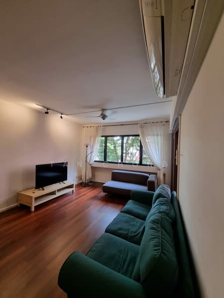 147 Mei Ling Street HDB Flat For Sale at S$ 1,550,000 | PropertyGuru Singapore - Living Room