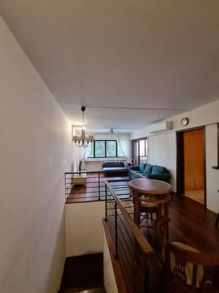 147 Mei Ling Street HDB Flat For Sale at S$ 1,550,000 | PropertyGuru Singapore - Living Room
