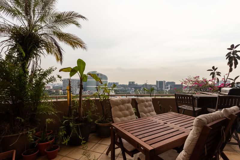 Heritage View Condominium For Sale at S$ 4,850,000 | PropertyGuru Singapore - Balcony