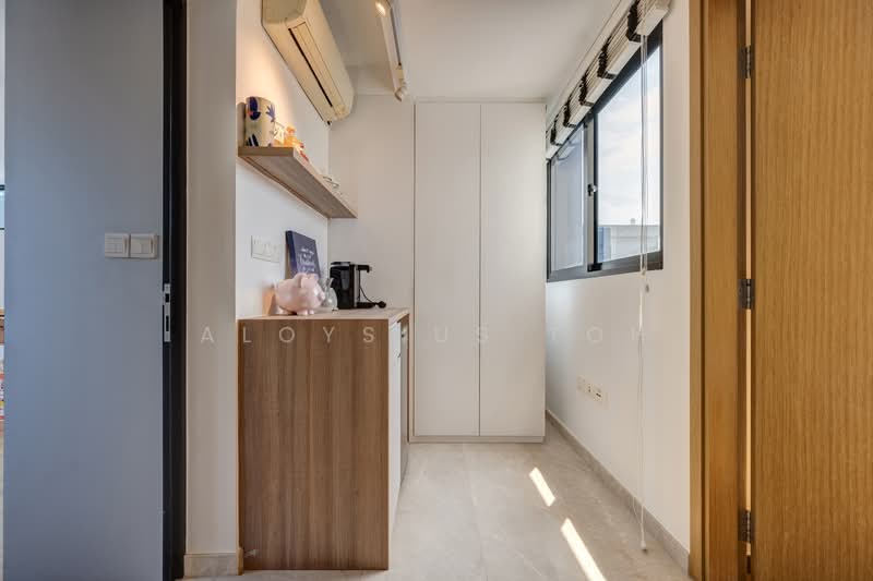 The Lush Condominium For Sale at S$ 2,450,000 | PropertyGuru Singapore