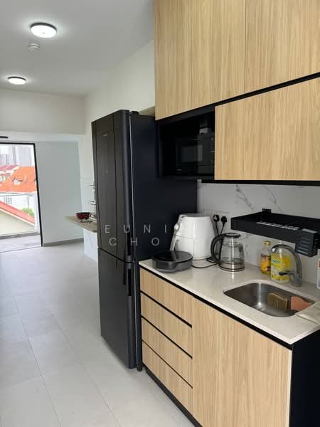 Jalan Berjaya, Jalan Berjaya, Room Rental, 115 sqft, Detached House For Rent, by Eunice Chong, 500088774 - Kitchen - PropertyGuru.com.sg