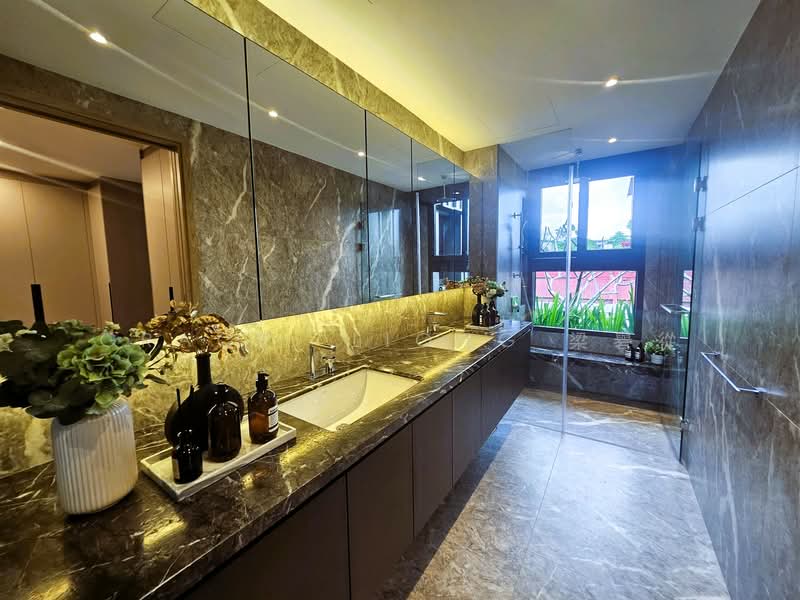 ❤️Brand New Semi-D in Nassim Near Shangri La Hotel ❤️ Semi-Detached House For Sale at S$ 14,980,000 | PropertyGuru Singapore - Bathroom