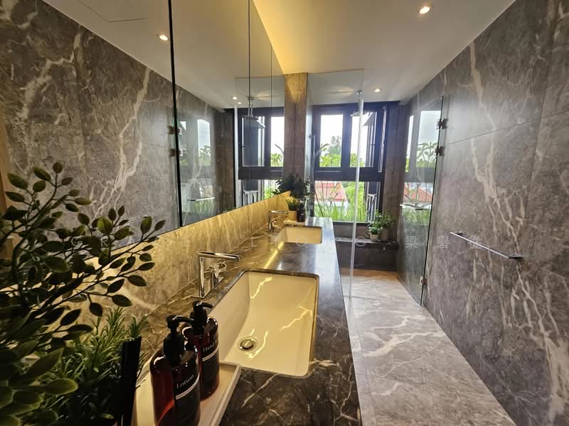 ❤️Brand New Semi-D in Nassim Near Shangri La Hotel ❤️, Anderson Road, Balmoral Road, Dalvey Road, Fernhill Close, Fernhill Court, Fernhill Road, Lady Hill Road, Nassim Road, Orange Grove Road, Stevens Road, Tanglin / Holland / Bukit Timah, 6 Bedrooms, 7,441 sqft, Semi-Detached House For Sale, by Grace LIONG 梁礜從, 500088775 - Bathroom - PropertyGuru.com.sg