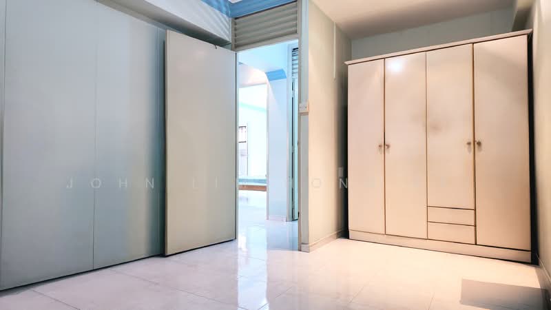 842C Tampines Street 82 HDB Flat For Sale at S$ 699,000 | PropertyGuru Singapore - Interior