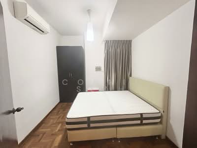 For Rent - UE Square