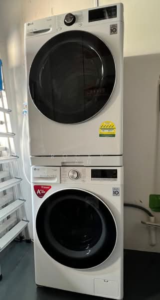 Tanjong Katong Road, Tanjong Katong Road, Room Rental, 300 sqft, Walk-up Apartment For Rent, by Rocky Tan, 500088802 - Washer and dryer - PropertyGuru.com.sg