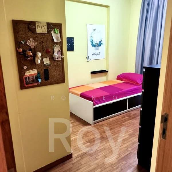 The Lakeshore Condominium For Sale at S$ 1,500,000 | PropertyGuru Singapore - Bedroom