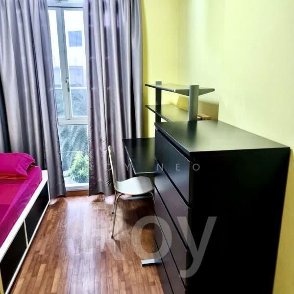 The Lakeshore Condominium For Sale at S$ 1,500,000 | PropertyGuru Singapore - Bedroom