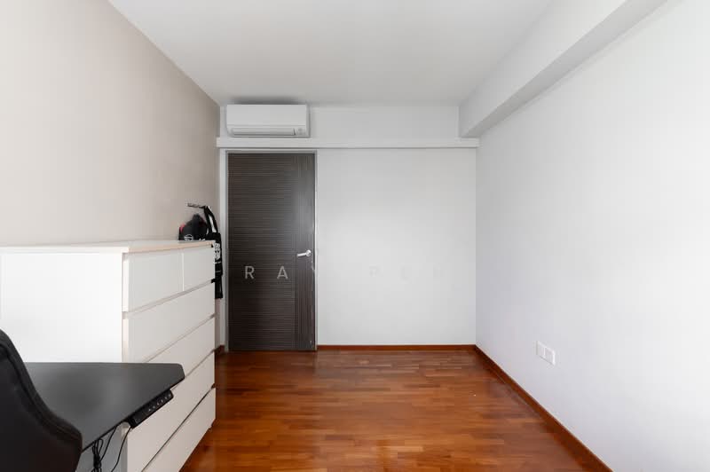317C Yishun Avenue 9 HDB Flat For Sale at S$ 638,000 | PropertyGuru Singapore - Bedroom 2