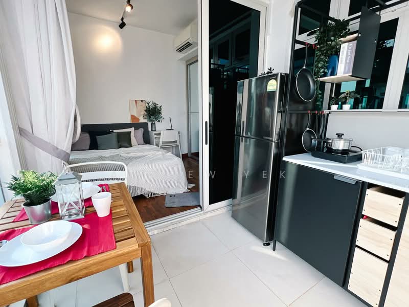 NEWest, 3 West Coast Drive, Room Rental, 200 sqft, Apartment For Rent, by Andrew Yek, 500088825 - Bedroom - PropertyGuru.com.sg