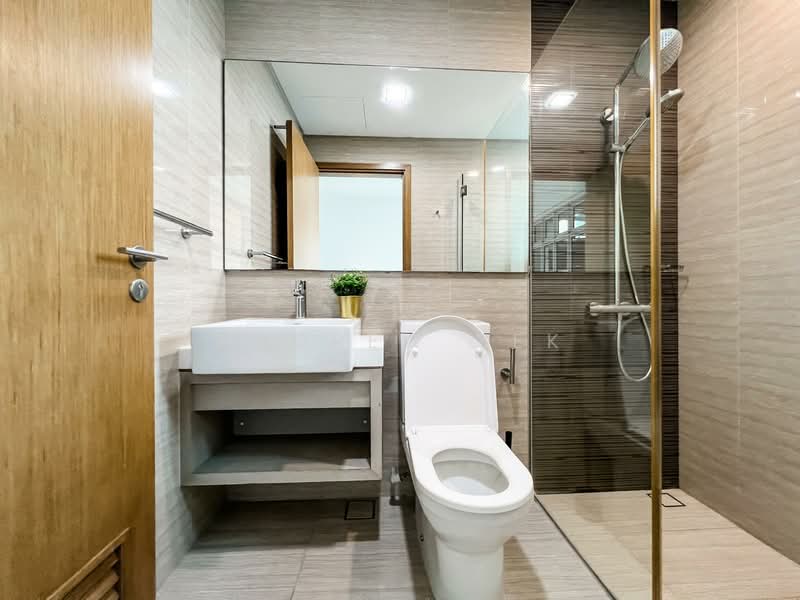 NEWest, 3 West Coast Drive, Room Rental, 200 sqft, Apartment For Rent, by Andrew Yek, 500088825 - Bathroom - PropertyGuru.com.sg