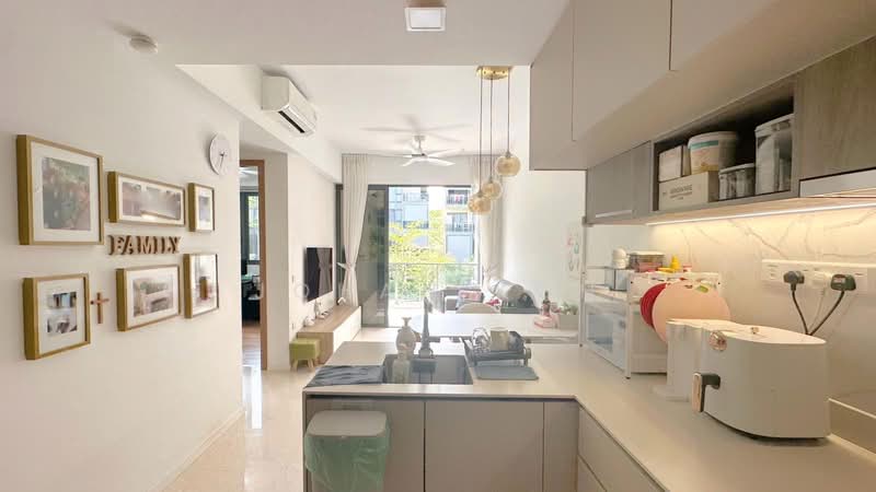 Verdale, 10 De Souza Avenue, Room Rental, 250 sqft, Condominium For Rent, by Johan Koh, 500088828 - Living Room - PropertyGuru.com.sg