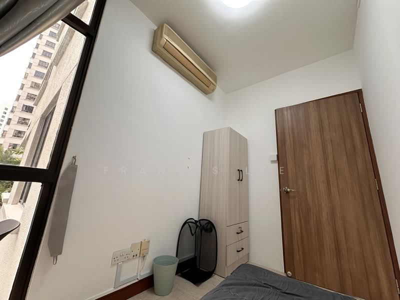 The Mayfair, 5 Jurong East Street 32, Room Rental, 130 sqft, Condominium For Rent, by Francis Lee, 500088842 - Bedroom - PropertyGuru.com.sg