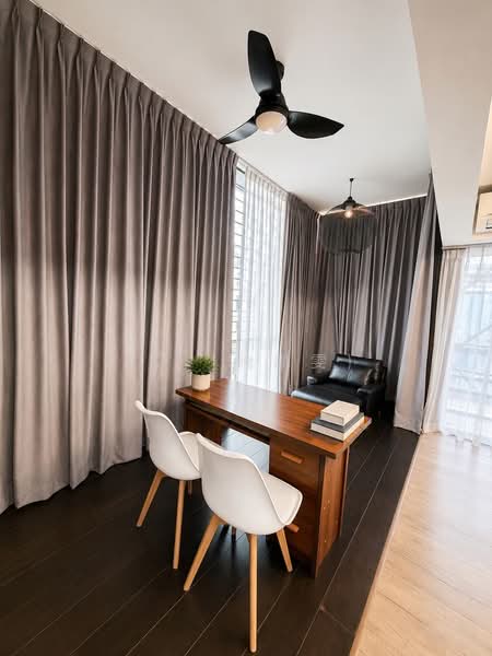 Freehold Detached - Resort Style Living, , 4 Bedrooms, 3,466 sqft, Detached House For Sale, by Jo (陳凯雯), 500088846 - Study - PropertyGuru.com.sg