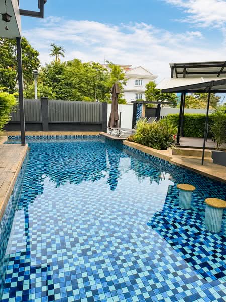 Freehold Detached - Resort Style Living, , 4 Bedrooms, 3,466 sqft, Detached House For Sale, by Jo (陳凯雯), 500088846 - Pool - PropertyGuru.com.sg