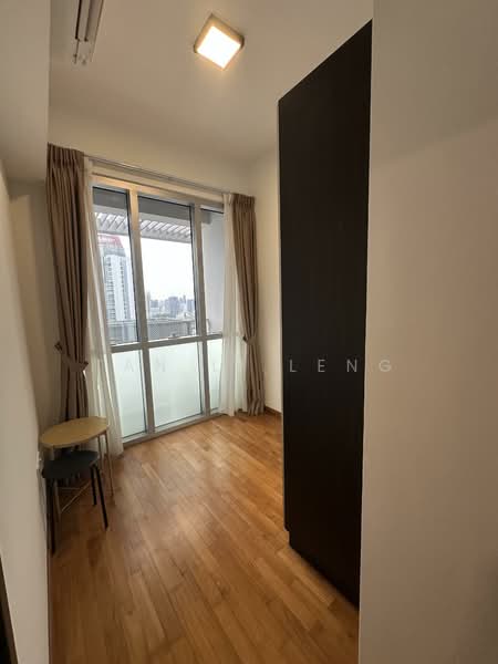 Eon Shenton, 70 Shenton Way, 2 Bedrooms, 689 sqft, Condominium For Rent, by Tan Li Leng, 500088850 - View - PropertyGuru.com.sg