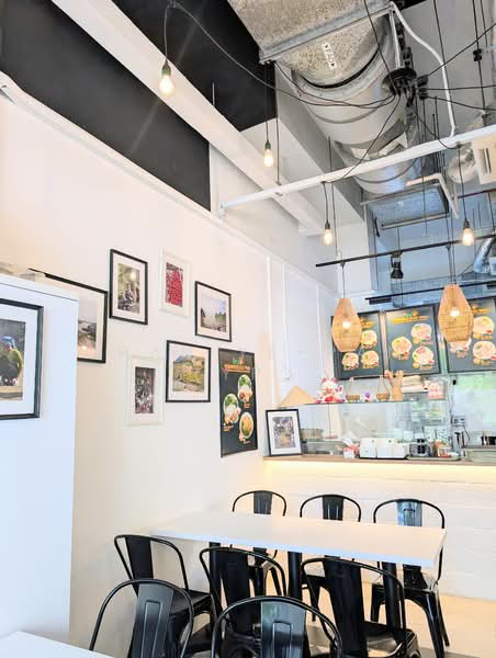 Hexacube, 160 Changi Road, 710 sqft, Food & Beverage For Rent, by Chan Ye-Pan (YP), 500088852 - Interior - CommercialGuru.com.sg