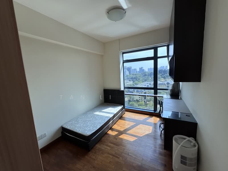 Blue Horizon, 21 West Coast Crescent, 3 Bedrooms, 1,151 sqft, Condominium For Rent, by Tan Li Leng, 500088858 - Bedroom - PropertyGuru.com.sg