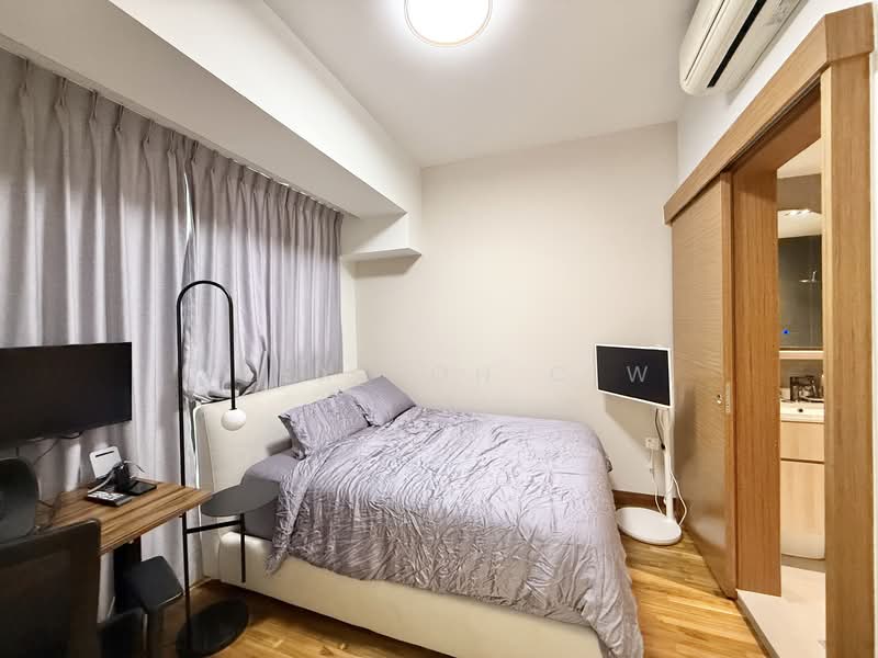 Seahill Condominium For Sale at S$ 1,000,000 | PropertyGuru Singapore - Bedroom