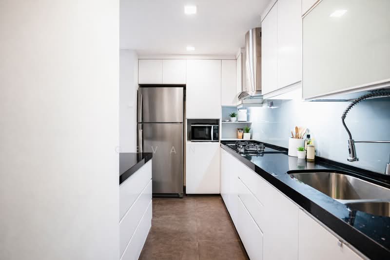 2BR + Study Highly Investable Near Siglap MRT, , 3 Bedrooms, 1,098 sqft, Condominium For Sale, by Gevan Lau, 500088861 - Kitchen - PropertyGuru.com.sg
