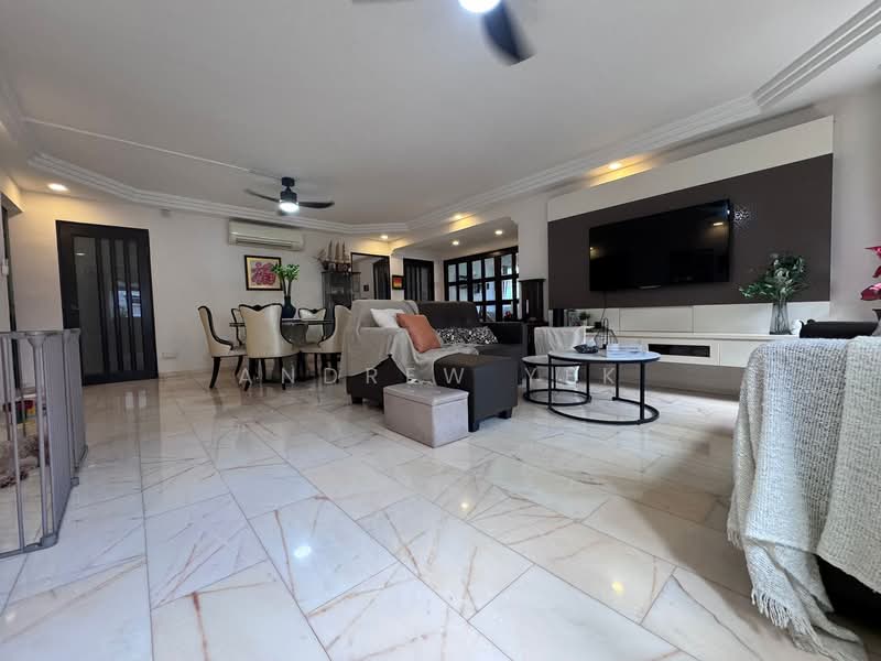 507 Pasir Ris Street 52 HDB Flat For Sale at S$ 1,200,000 | PropertyGuru Singapore - Living Room
