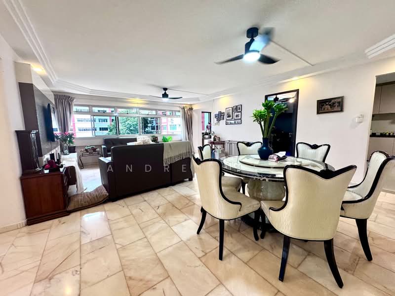507 Pasir Ris Street 52 HDB Flat For Sale at S$ 1,200,000 | PropertyGuru Singapore - Living Room