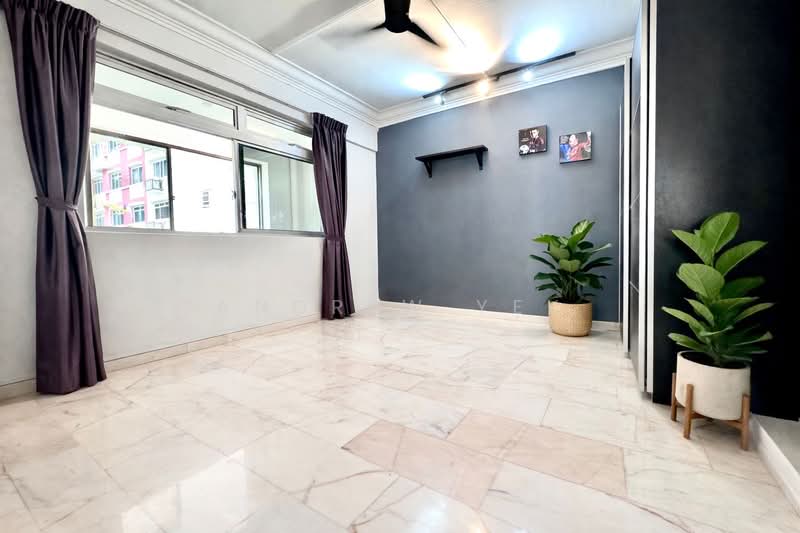 507 Pasir Ris Street 52 HDB Flat For Sale at S$ 1,200,000 | PropertyGuru Singapore - Living Room