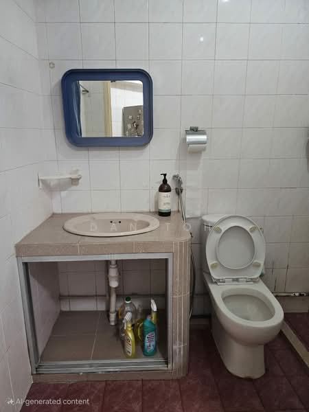 233 Compassvale Walk HDB Flat For Sale at S$ 710,000 | PropertyGuru Singapore - Bathroom