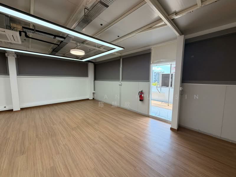 First Centre, 50 Serangoon North Avenue 4, 1,905 sqft, Light Industrial (B1) For Sale, by Venus Tan Hui Sin 陈慧欣, 500088877 - Interior - CommercialGuru.com.sg