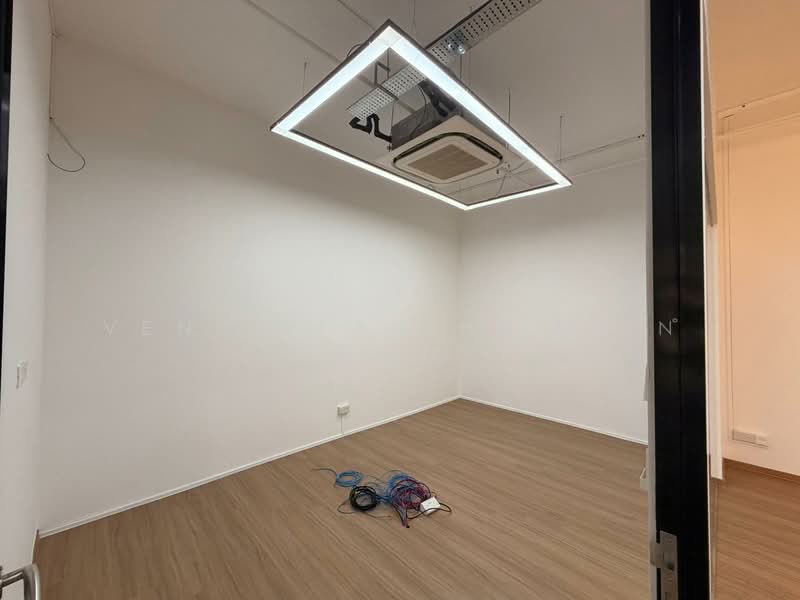 First Centre, 50 Serangoon North Avenue 4, 1,905 sqft, Light Industrial (B1) For Sale, by Venus Tan Hui Sin 陈慧欣, 500088877 - Interior - CommercialGuru.com.sg