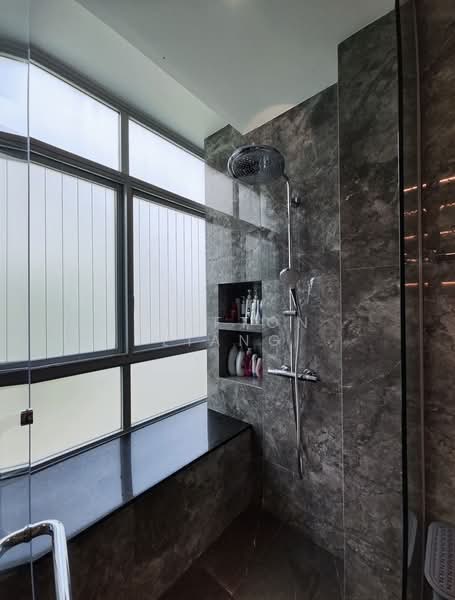 The Amery Condominium For Sale at S$ 3,300,000 | PropertyGuru Singapore - Bathroom