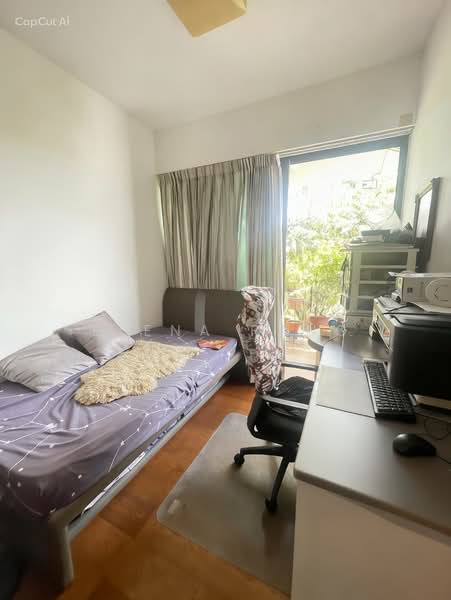 Kingsford Waterbay Condominium For Sale at S$ 1,600,000 | PropertyGuru Singapore - Bedroom