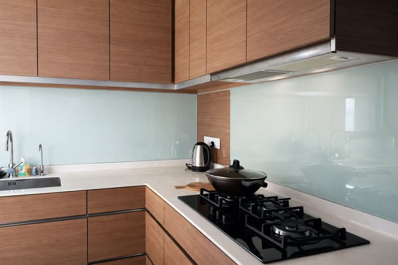 Coco Palms Condominium For Sale at S$ 2,400,000 | PropertyGuru Singapore - Kitchen