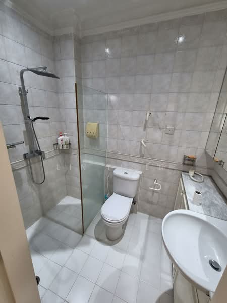 Begonia Drive 2nd Level Rental For Family!, Begonia Drive, Yio Chu Kang Road,Seletar Road, Greenwich,Ang Mo Kio, Sengkang West, 4 Bedrooms, 2,444 sqft, Semi-Detached House For Rent, by Lin Yisen, 500088900 - Bathroom - PropertyGuru.com.sg