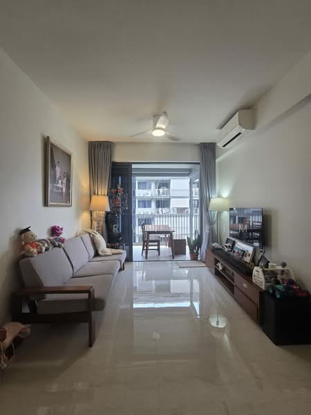 The Florence Residences Condominium For Sale at S$ 2,350,000 | PropertyGuru Singapore