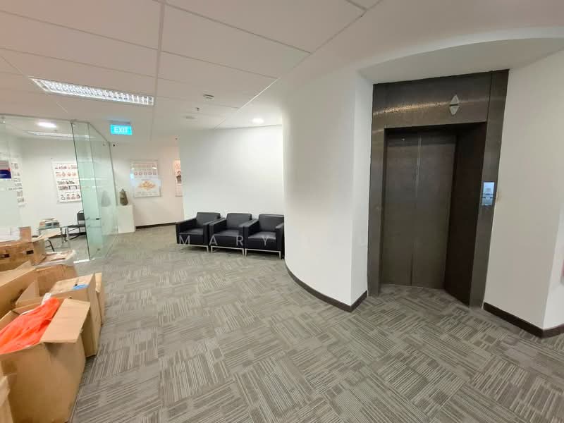 United Square, 101 Thomson Road, 3,455 sqft, Office For Rent, by Mary Lau, 500088916 - Corridor - CommercialGuru.com.sg