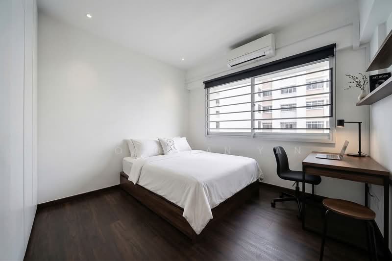 858 Tampines Avenue 5 HDB Flat For Sale at S$ 1,100,000 | PropertyGuru Singapore - Bedroom