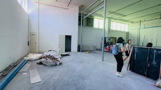 6 METER WAREHOUSE NEAR IMM, SERVICE CTR. Hi Power, 6MT Lifts. Tenant Can propose Sub division, , 39,000 sqft, Light Industrial (B1) For Rent, by Corporate Visions Pte Ltd (AK), 500088930 - CommercialGuru.com.sg
