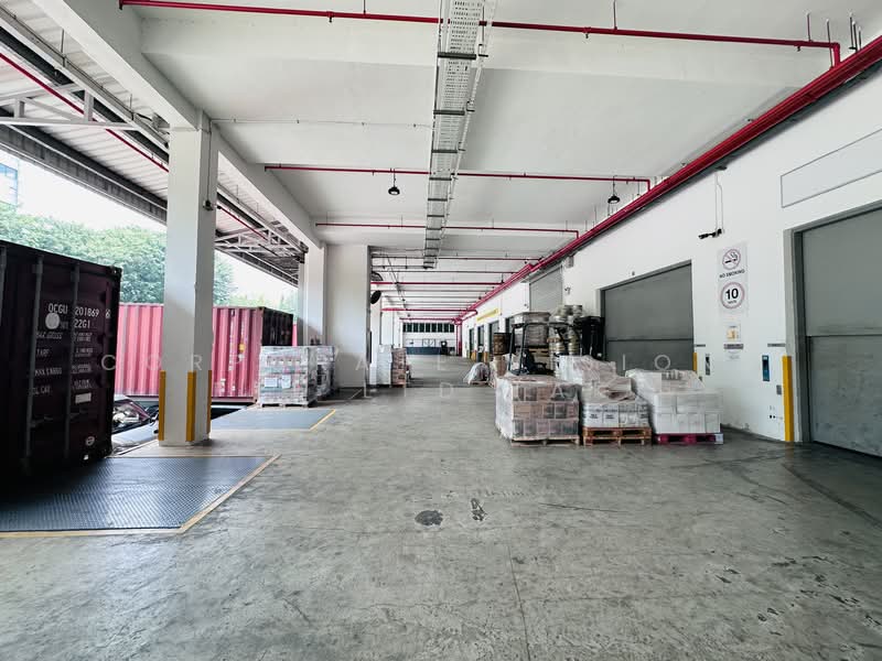 6 METER WAREHOUSE NEAR IMM, SERVICE CTR. Hi Power, 6MT Lifts. Tenant Can propose Sub division, , 39,000 sqft, Light Industrial (B1) For Rent, by Corporate Visions Pte Ltd (AK), 500088930 - Exterior - CommercialGuru.com.sg