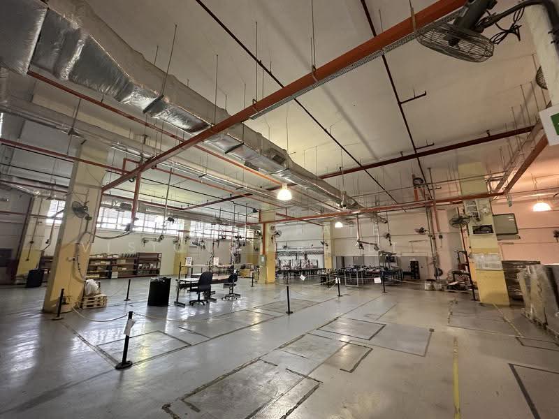 6 METER WAREHOUSE NEAR IMM., SERVICE CTR. Hi Power, 6MT Lifts. Tenant Can propose Sub division, Boon Lay / Jurong / Tuas, 39,000 sqft, Light Industrial (B1) For Rent, by ADRIAN KOH HT, 500088930 - Ex Tenant: Assembly, Kitting, Storage - CommercialGuru.com.sg