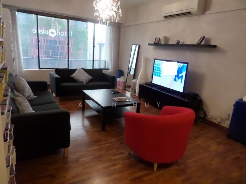 International Plaza, 10 Anson Road, Room Rental, 300 sqft, Apartment For Rent, by Alan Huy, 500088932 - Living Room - PropertyGuru.com.sg