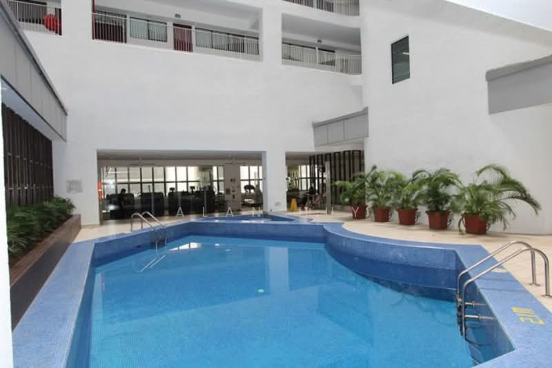 International Plaza, 10 Anson Road, Room Rental, 300 sqft, Apartment For Rent, by Alan Huy, 500088932 - Pool - PropertyGuru.com.sg