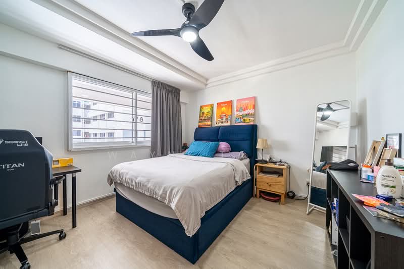 858 Tampines Avenue 5 HDB Flat For Sale at S$ 1,100,000 | PropertyGuru Singapore - Bedroom