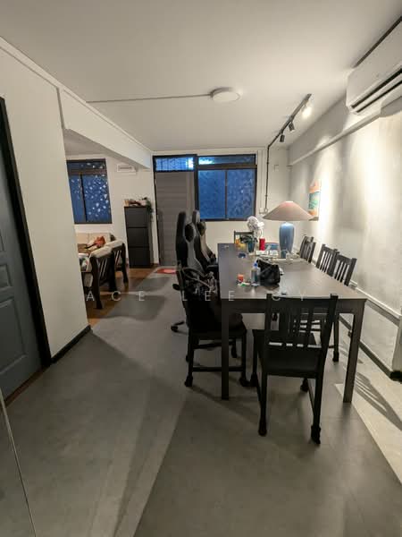 114 Lorong 1 Toa Payoh, 114 Lorong 1 Toa Payoh, 3 Bedrooms, 700 sqft, HDB Flat For Rent, by Ace Lee CY, 500088947 - Living Room - PropertyGuru.com.sg