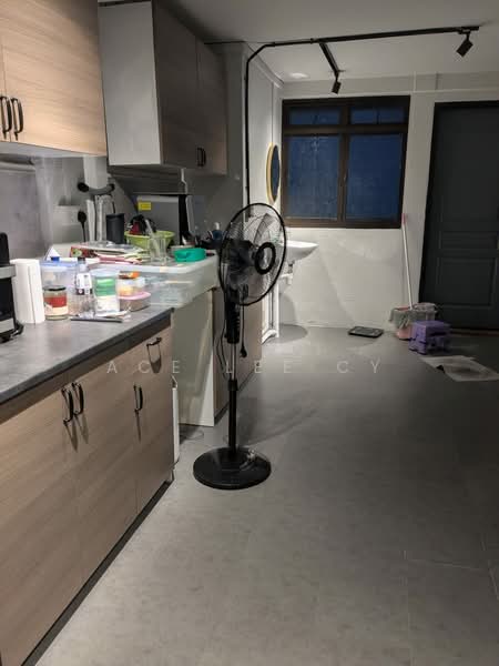 114 Lorong 1 Toa Payoh, 114 Lorong 1 Toa Payoh, 3 Bedrooms, 700 sqft, HDB Flat For Rent, by Ace Lee CY, 500088947 - Kitchen - PropertyGuru.com.sg