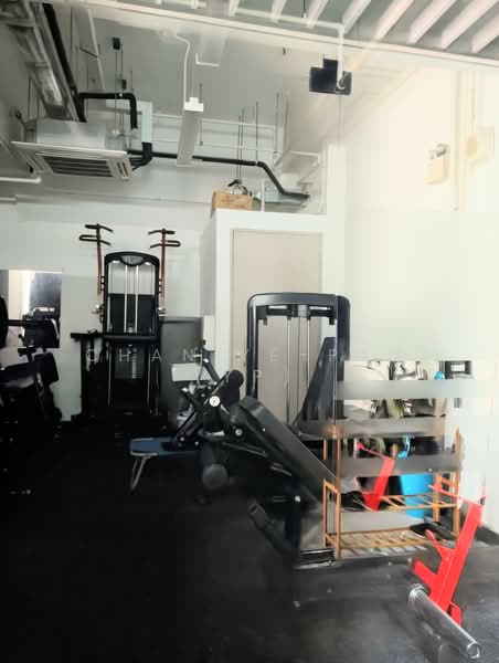 Hexacube, 160 Changi Road, 560 sqft, Mall Shop For Rent, by Chan Ye-Pan (YP), 500088960 - CommercialGuru.com.sg